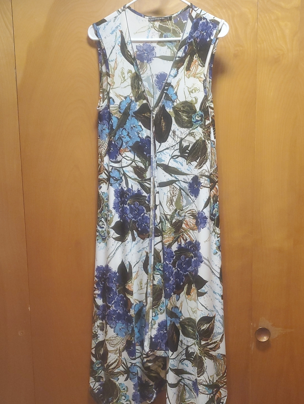 Mesmerize Size L Sleeveless Floral V-Neck Women’s Dress